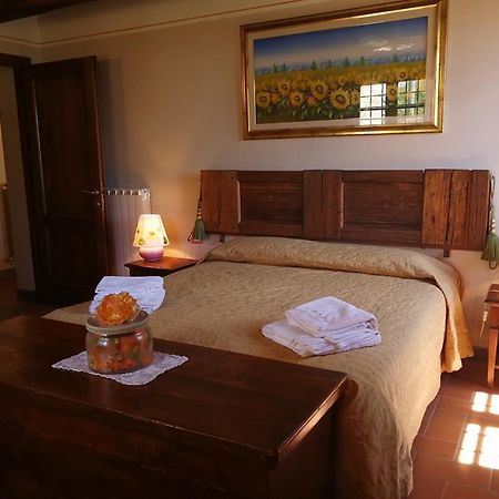 Residence Il Poggiolino Montecarelli Номер фото